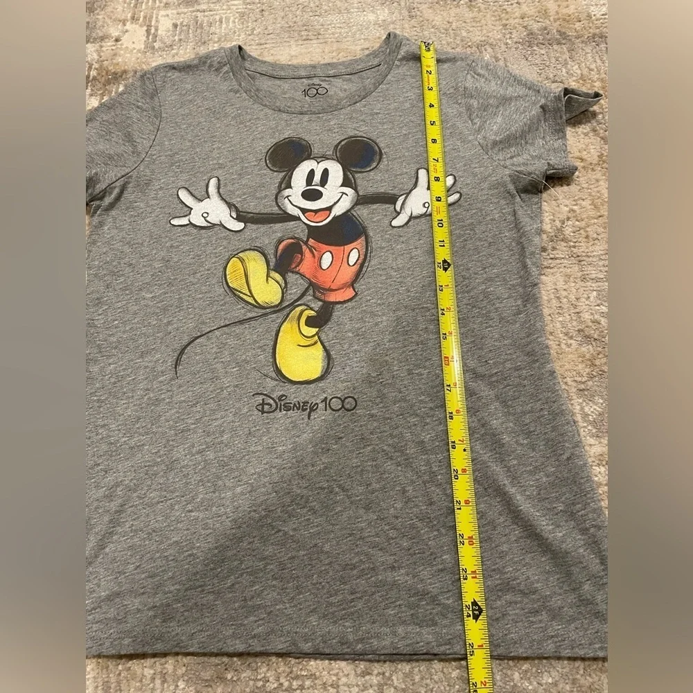Disney 100 Gray Mickey Mouse Short Sleeve T-Shirt Women’s Size Medium NWOT - Picture 5 of 6